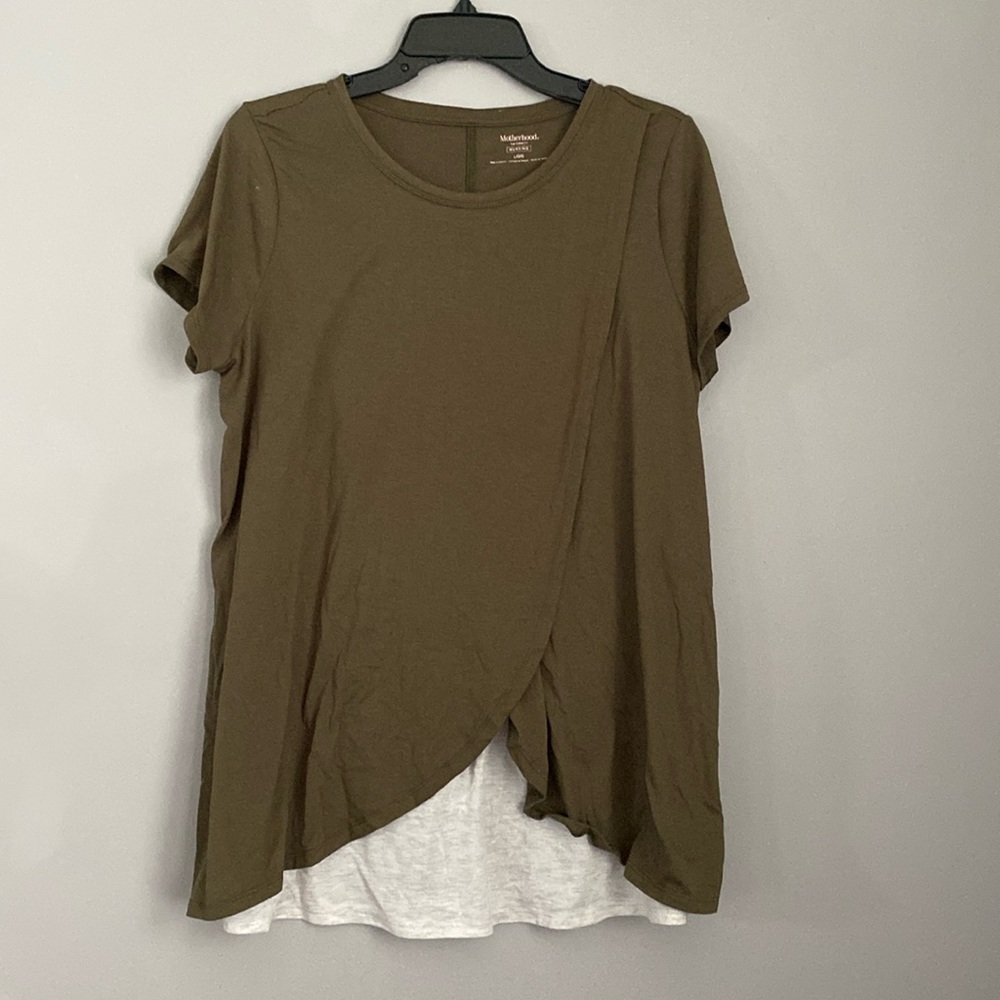 Short sleeve nursing top. Green and gray